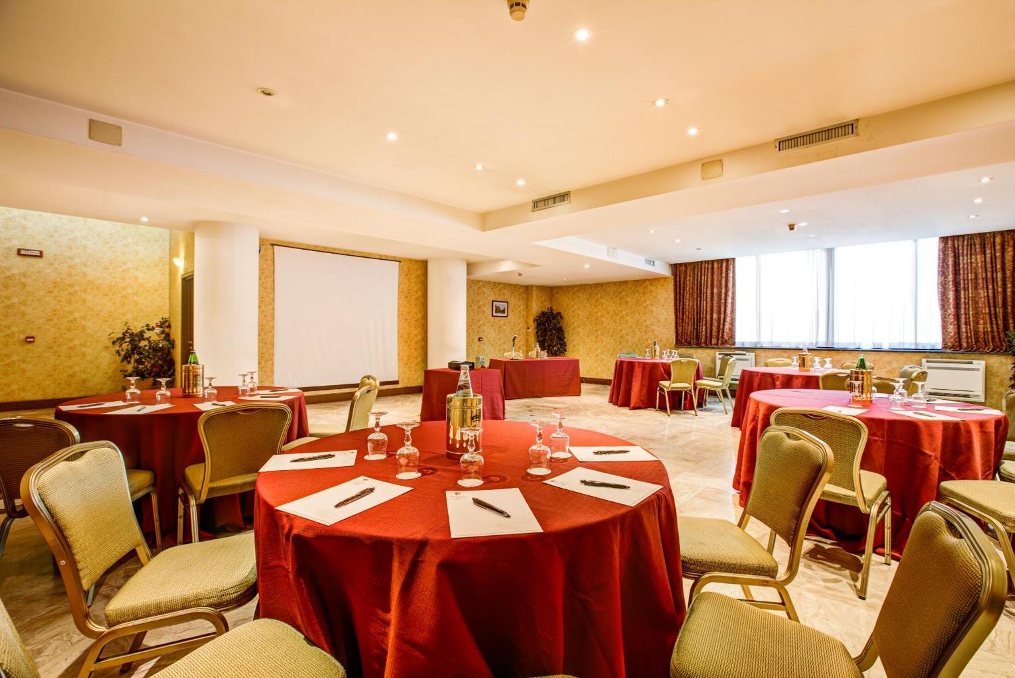 Appia Park Hotel — Photos 2